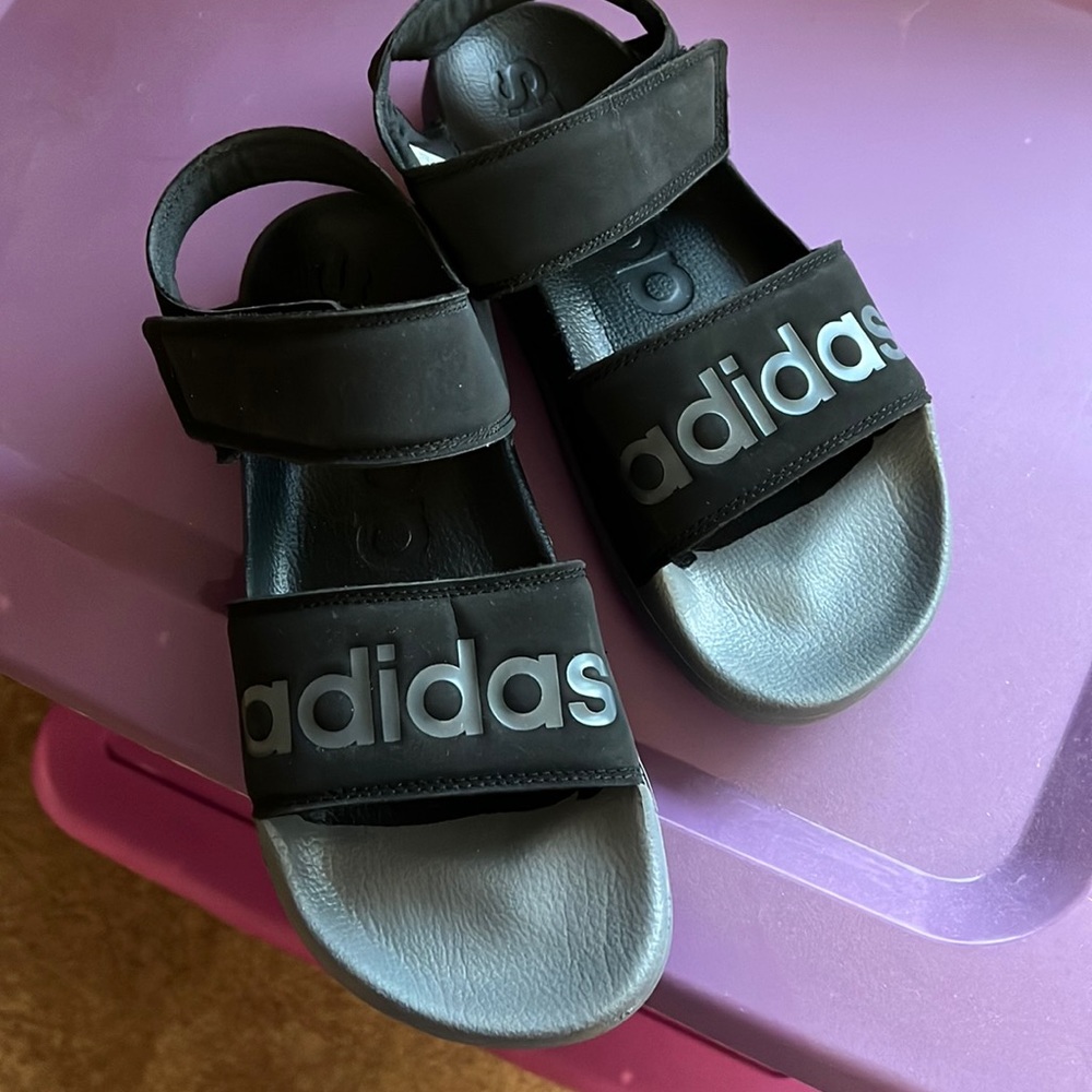 Adidas athletic sandals size 7